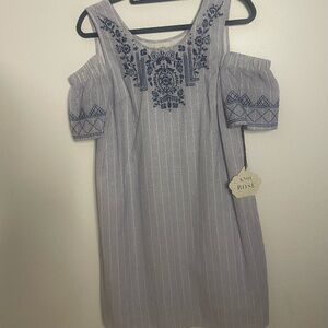 Knox Rose Cold Shoulder Chambray Stripe  Shift Dress Size Medium NWT